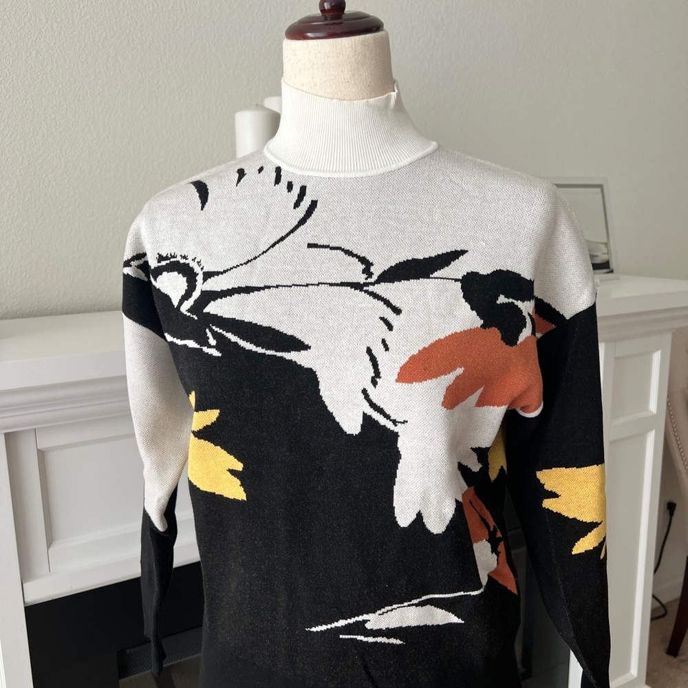 Ted Baker London Black and White Floral Sweater